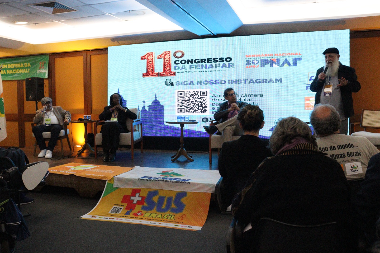 Debate no 11º Congresso reafirma compromisso com a luta coletiva e valorização da categoria farmacêutica 